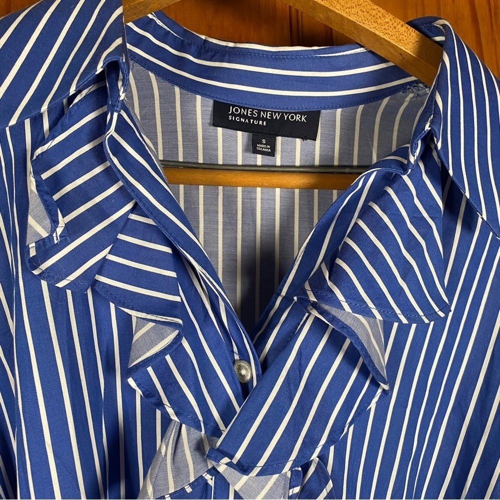 NWT Jones New York Signature Striped Ruffle Blouse with Cinching Waist Tie - Picture 2 of 8